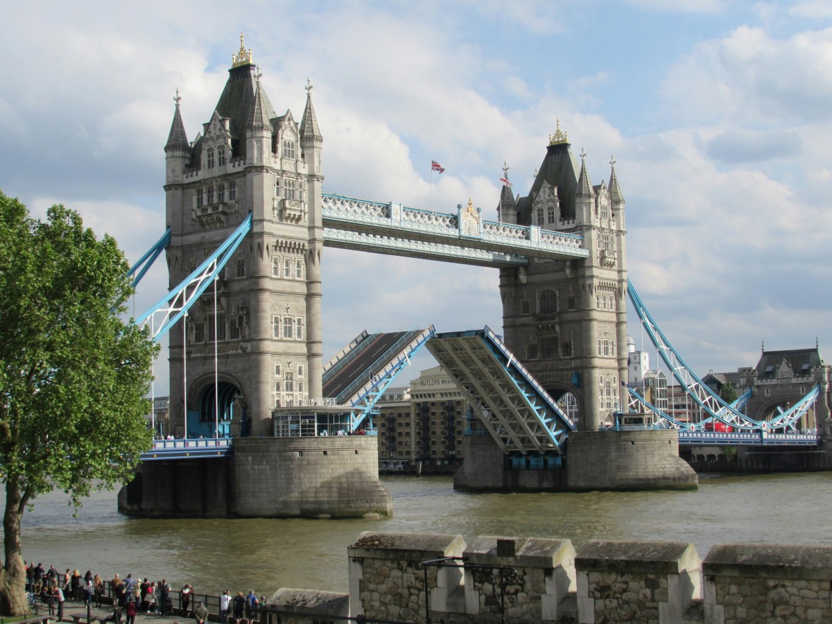 London Bridge