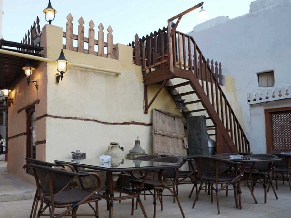 Layali Tarikhiya Café will give you a taste of vintage Jeddah. Courtesy of Layali Tarikhiya Café