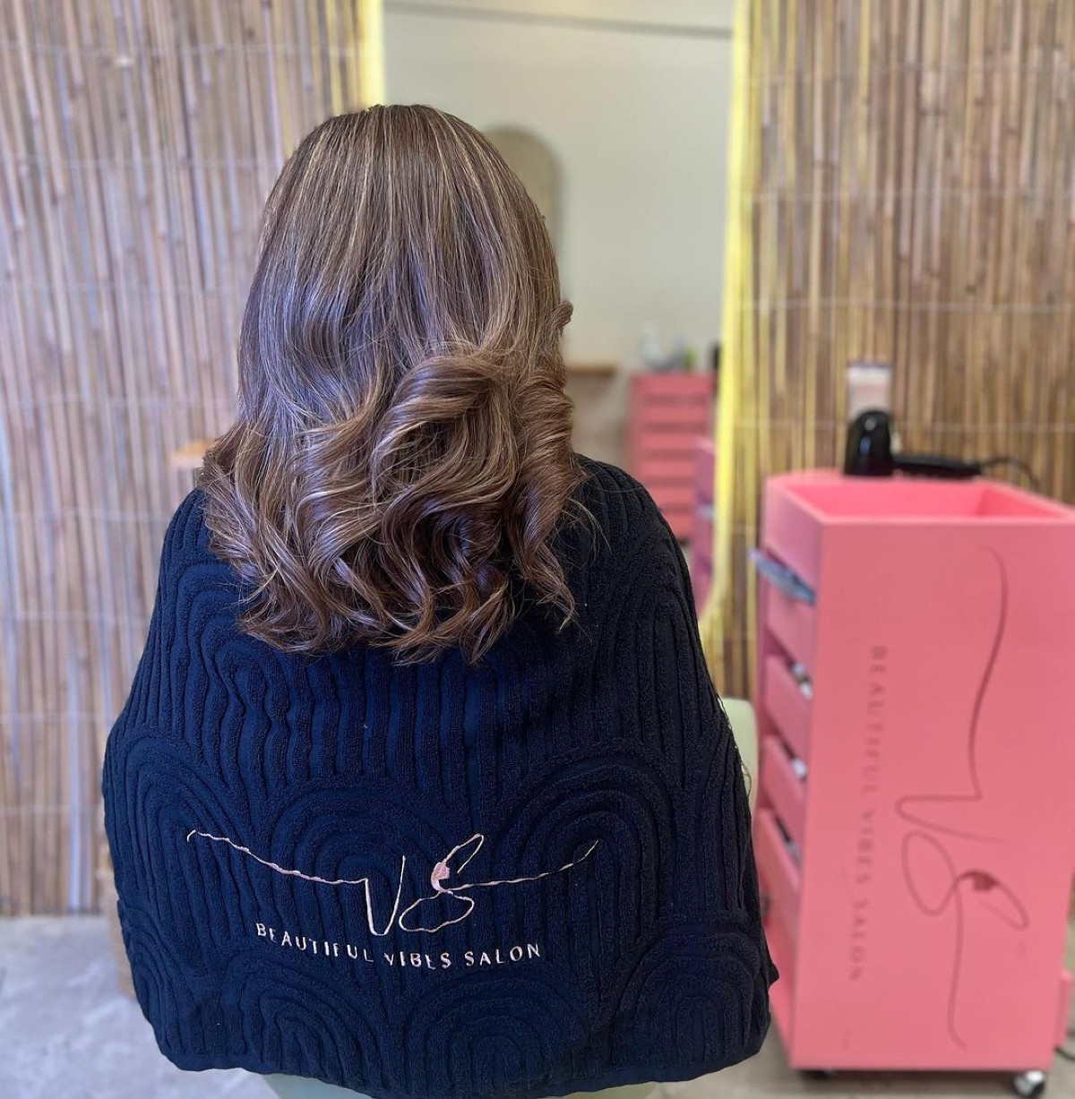 The prices are reasonable and the vibe is welcoming at VS Salon. @vssalon_sa