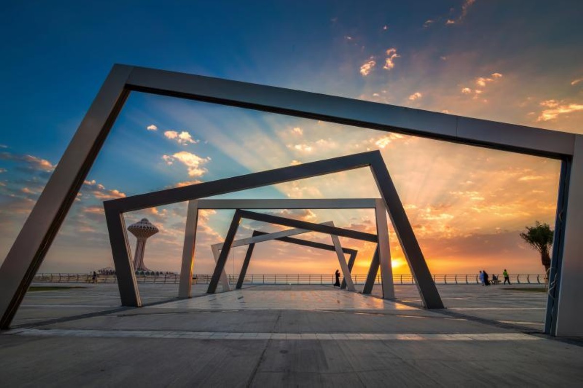 Stay in air-conditioned spaces during the day in summer to avoid peak temps