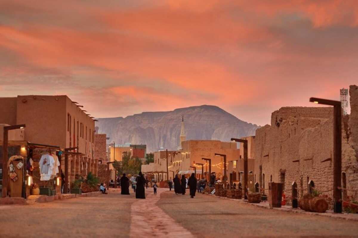 Take a shopping trip along the restored Market Street in AlUla's Old Town