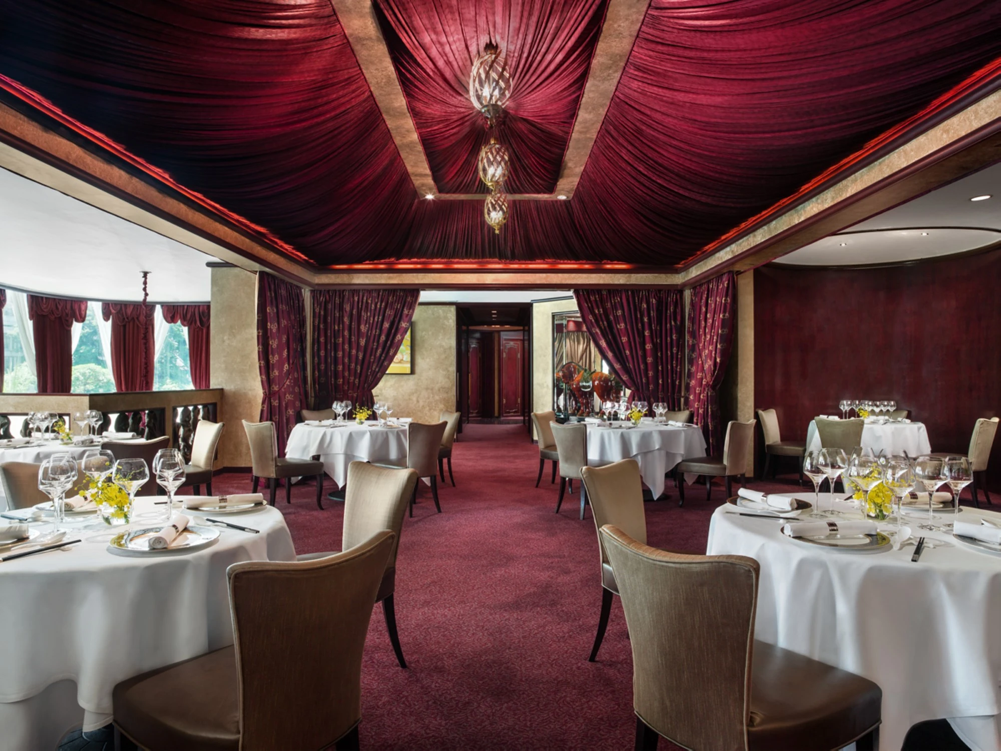 Tang Court, The Langham, Hong Kong