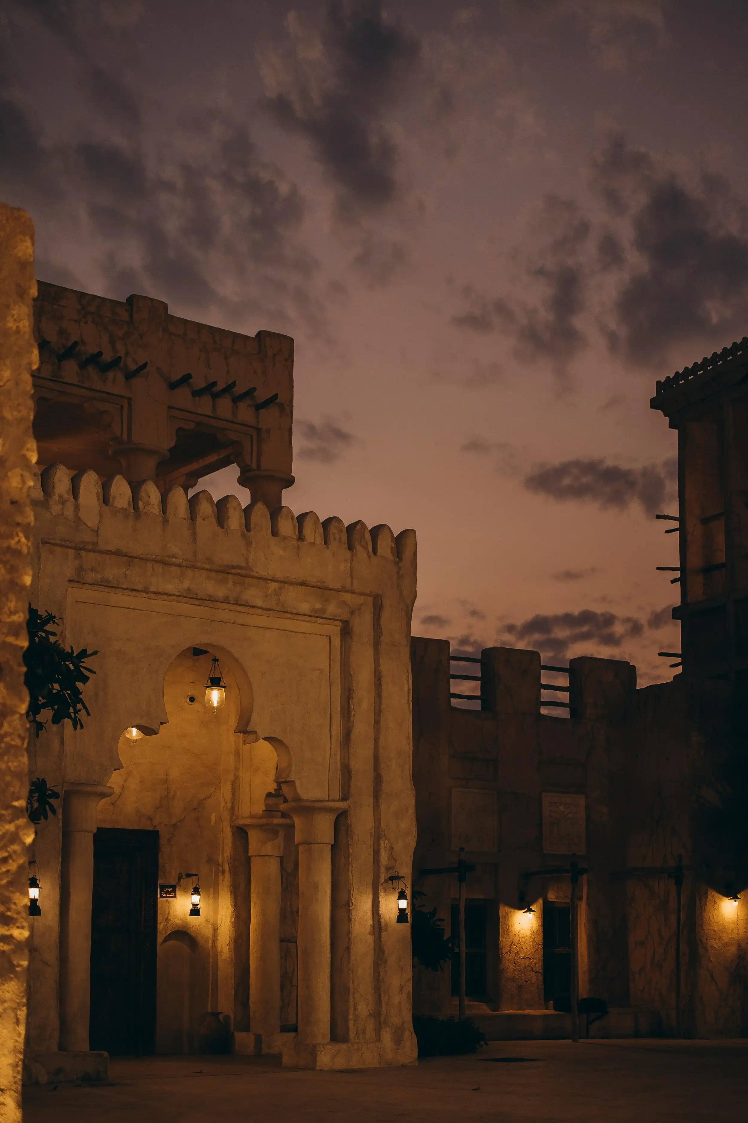 Al Fahidi at night. Pexels