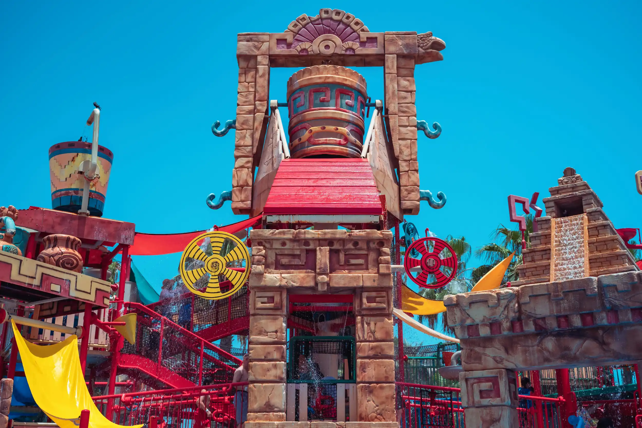 Aquaventure Waterpark. Pexels