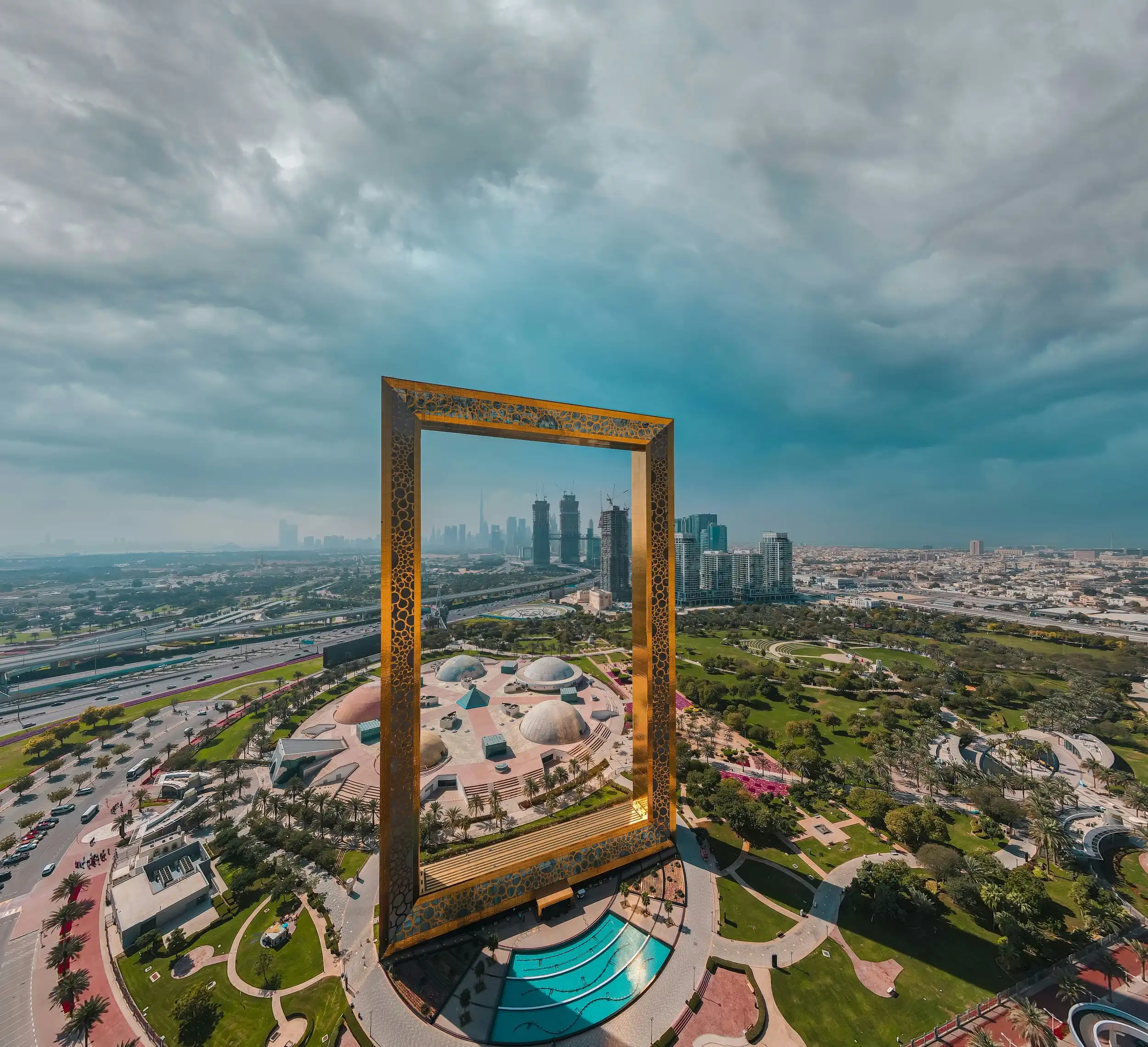 Dubai Frame. Unsplash