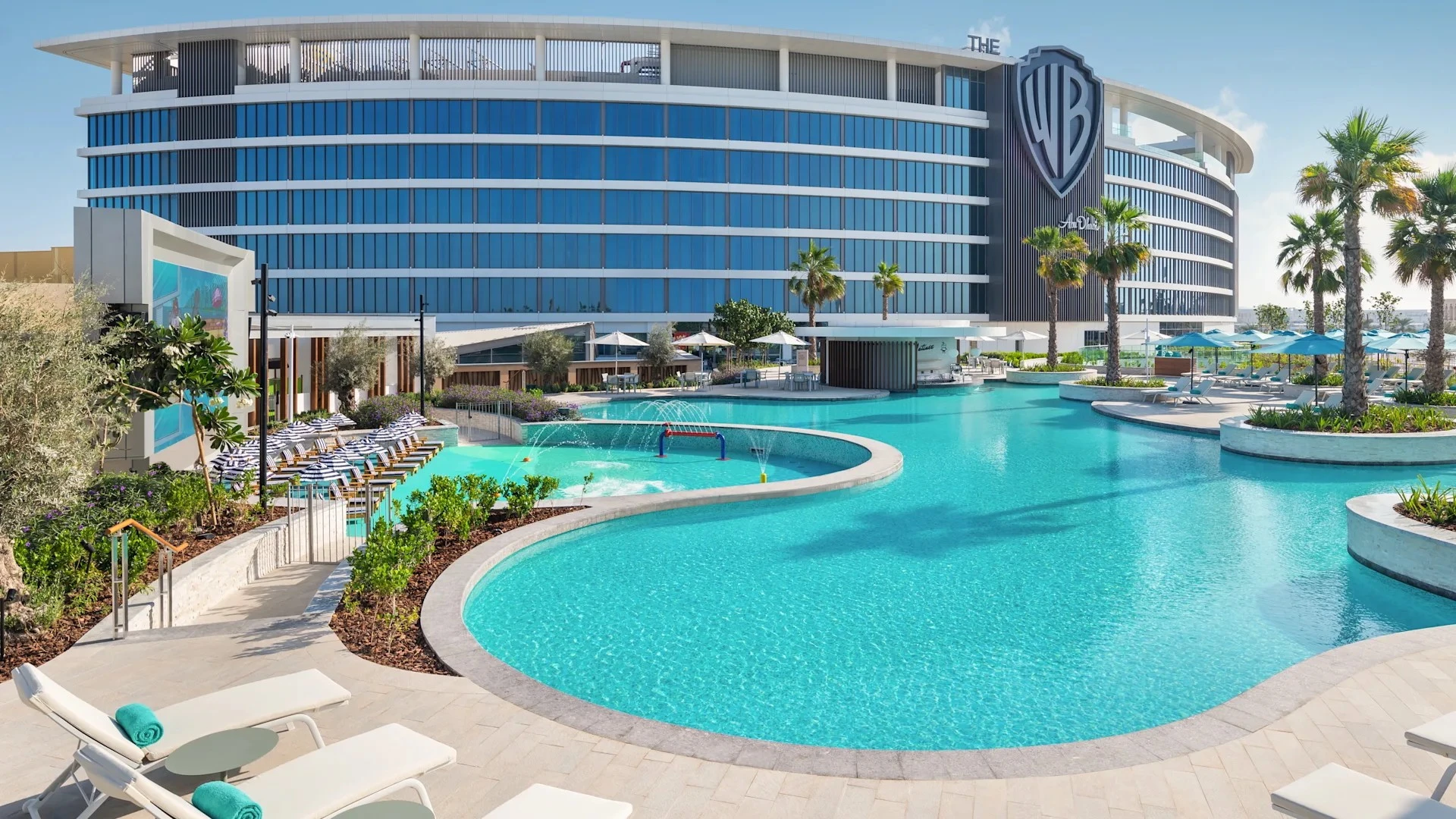 The WB Abu Dhabi, Curio Collection by Hilton 