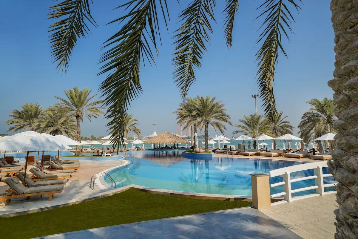 Radisson Blu Abu Dhabi Corniche 