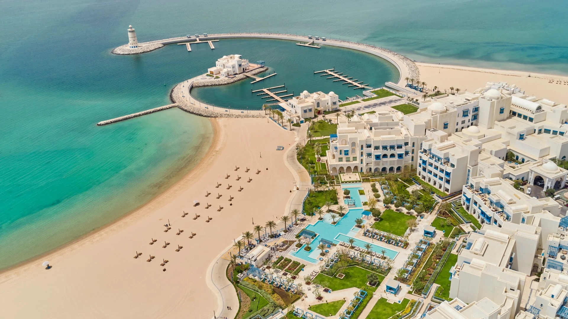 Hilton Salwa Beach Resort 