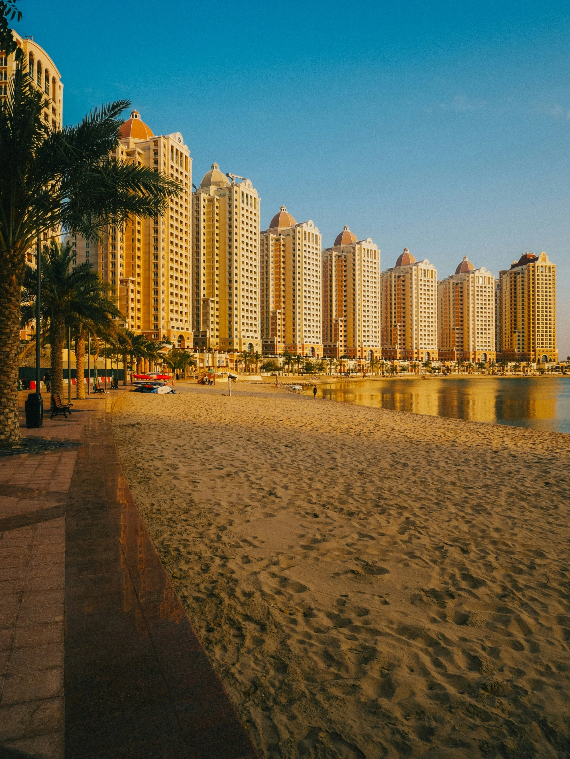 The Pearl Island, Doha. Unsplash