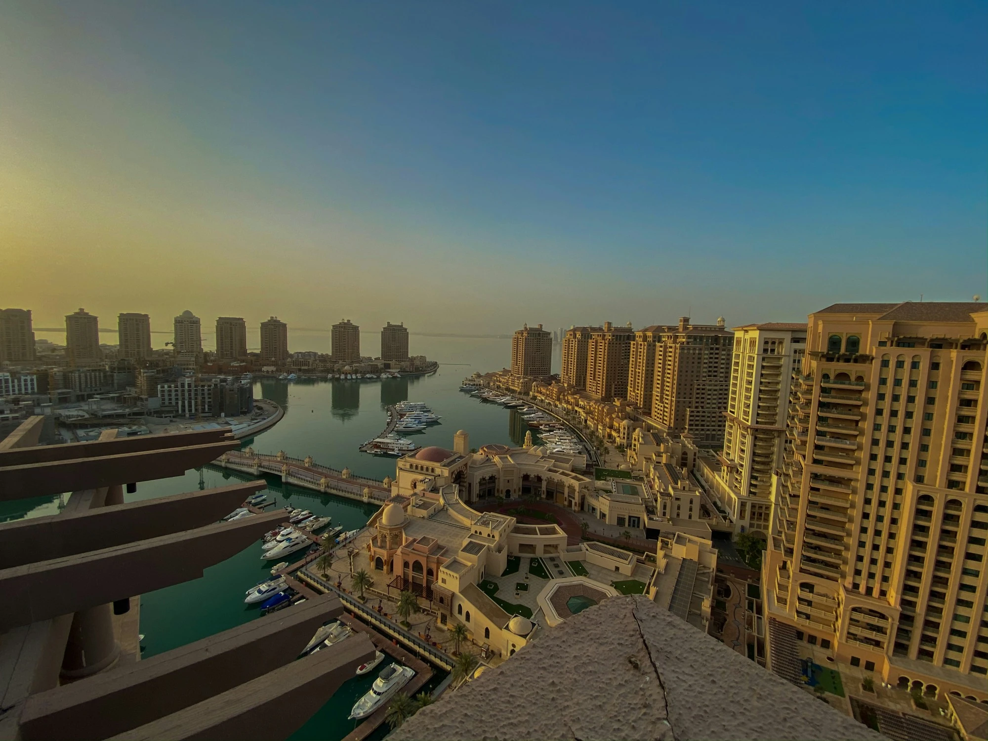 The Pearl in Doha. Unsplash