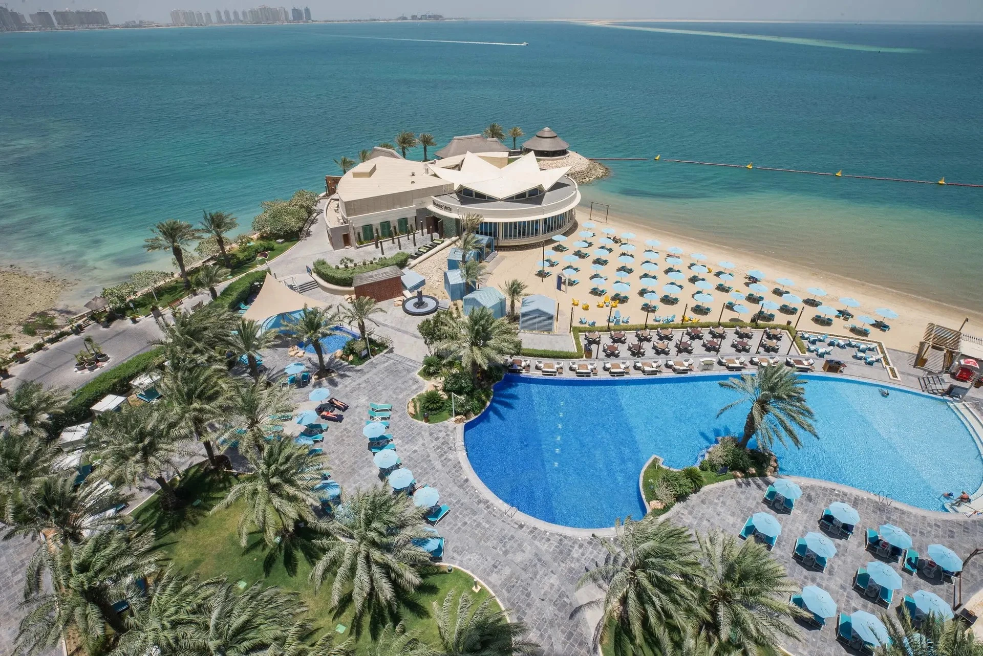 Hilton Doha Beach Club 