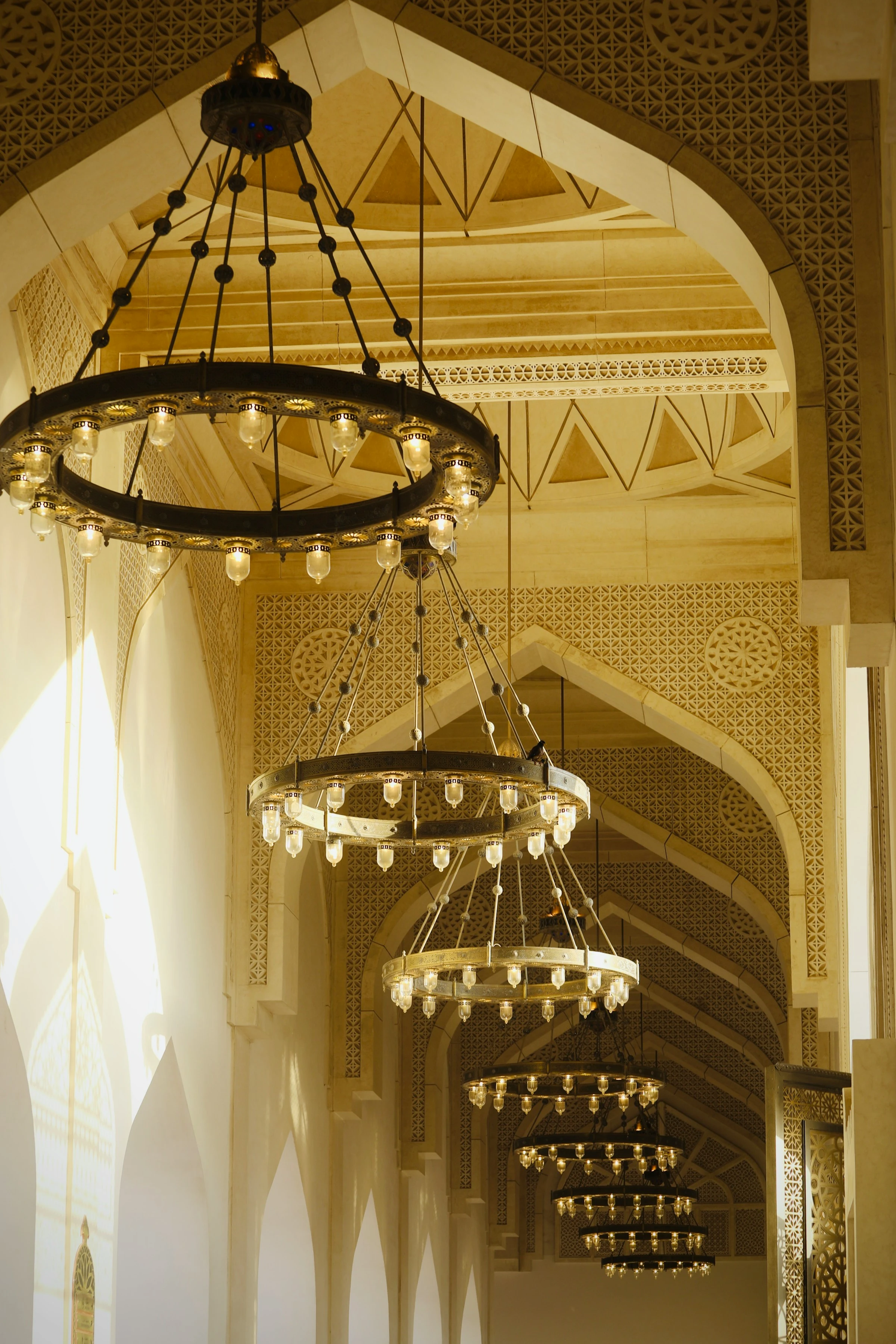Interior of Imam Muhammad bin Abdul Wahhab Mosque. Unsplash