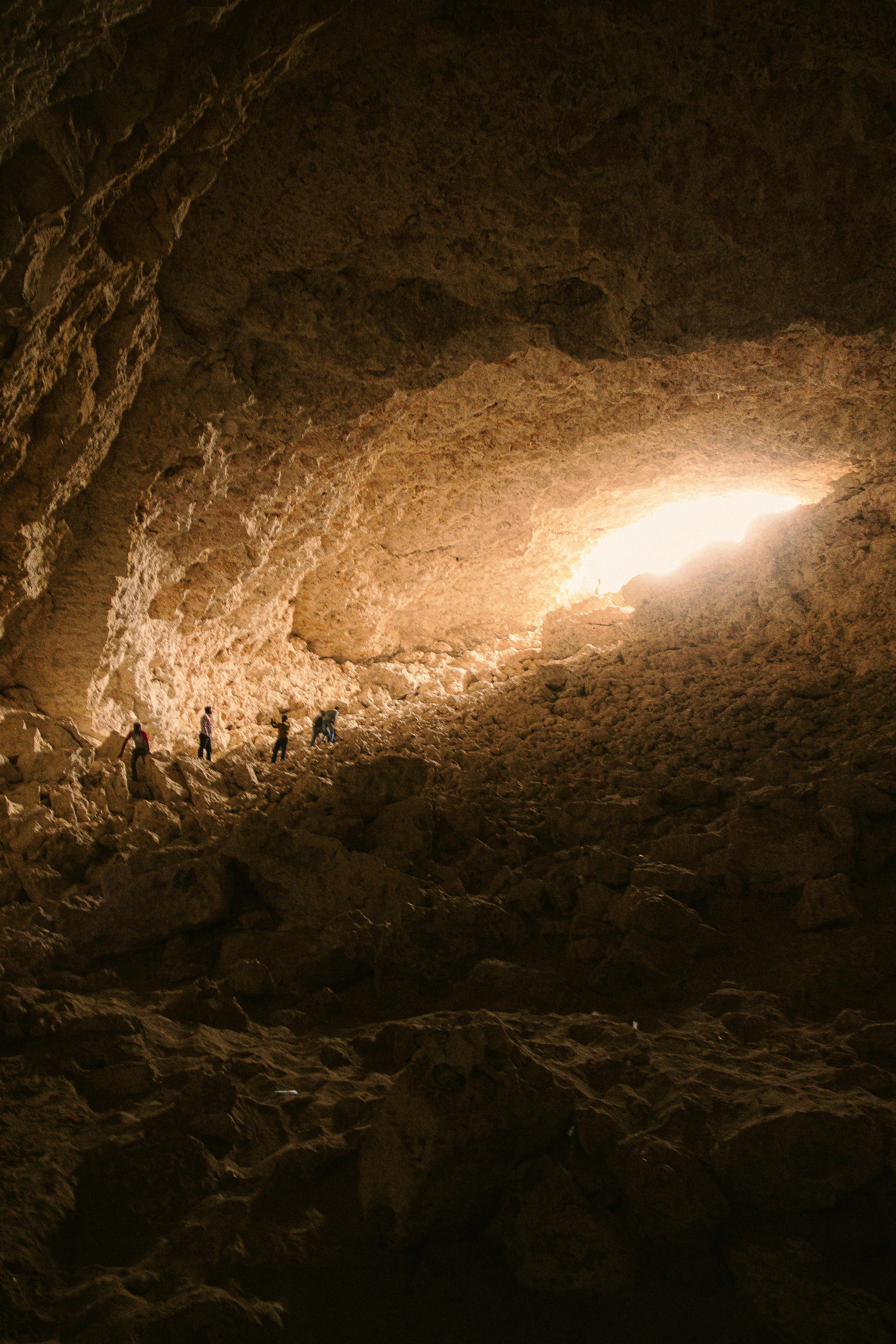 Dahl Al Misfir Cave Reserve. Pexels