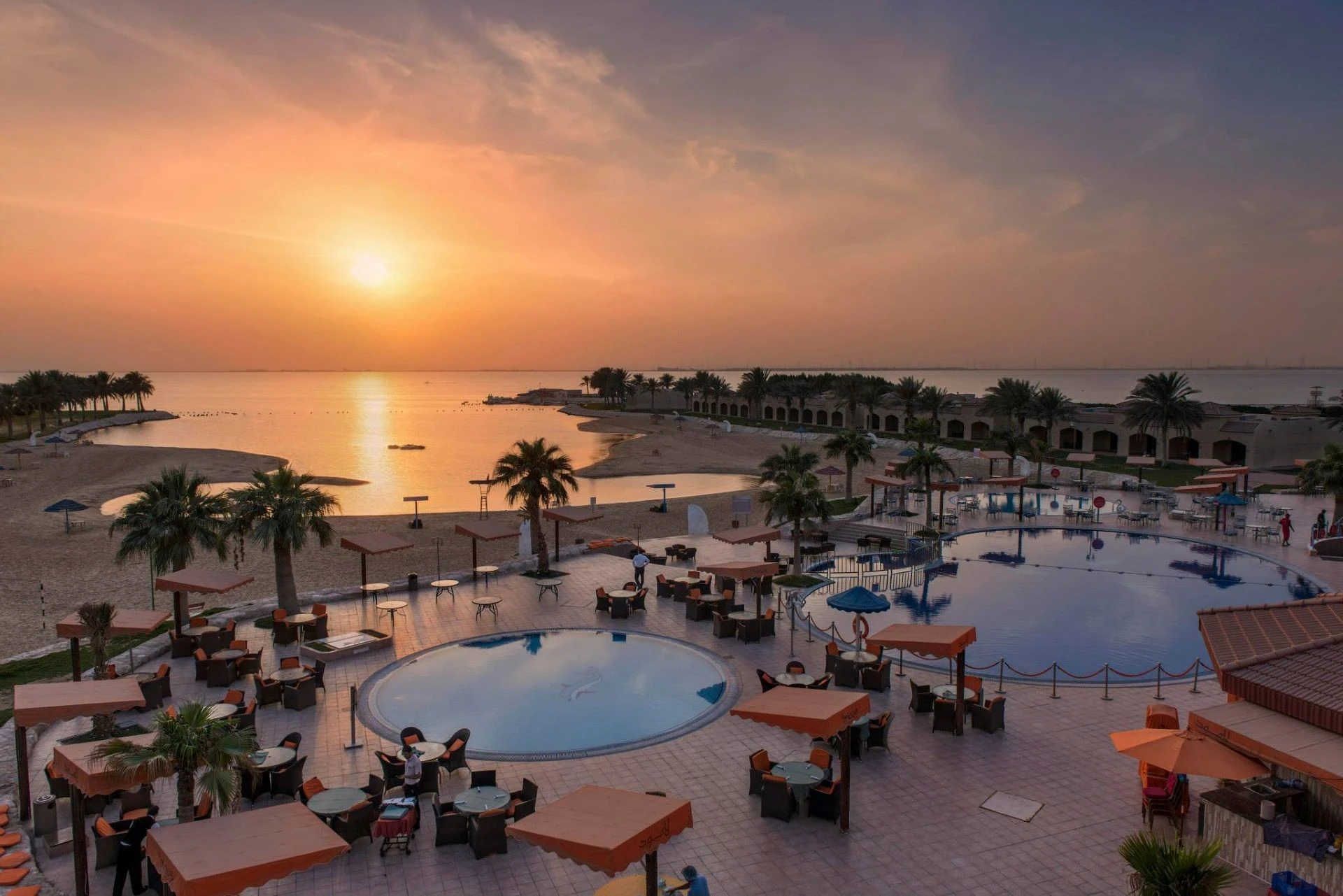 Half Moon Bay is a popular place to stay in Dammam