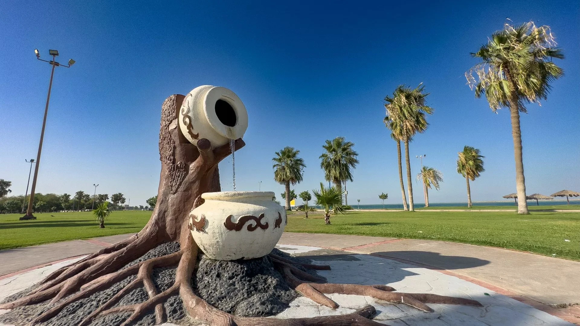 A park next to Al Nakheel Beach